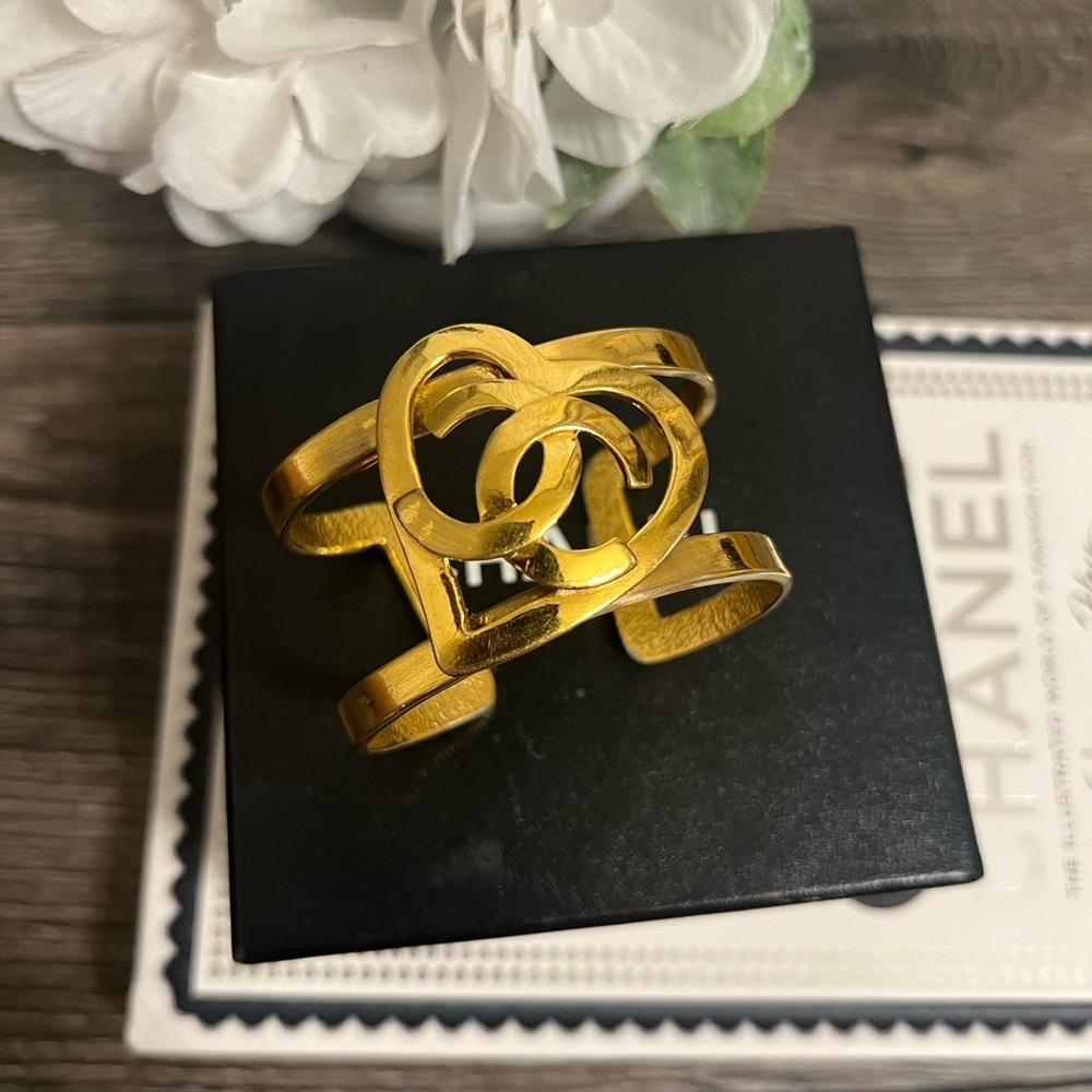 CHANEL Vintage Gold CC Heart Cuff Bracelet